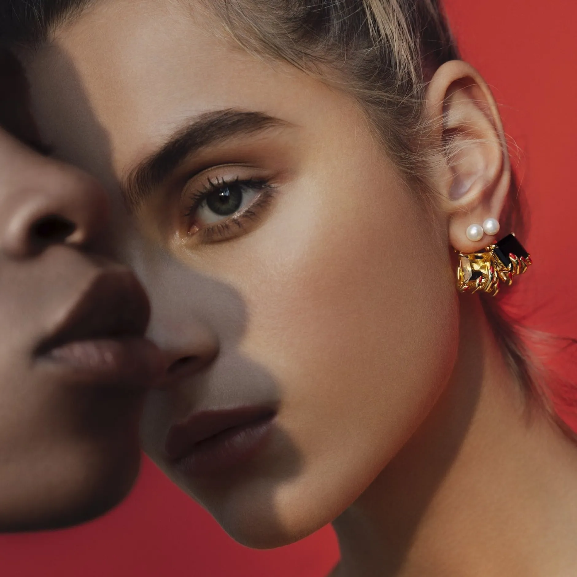 Anissa Kermiche Des Boucles D'Oreilles<Boucle D'Oreille Manipulee
