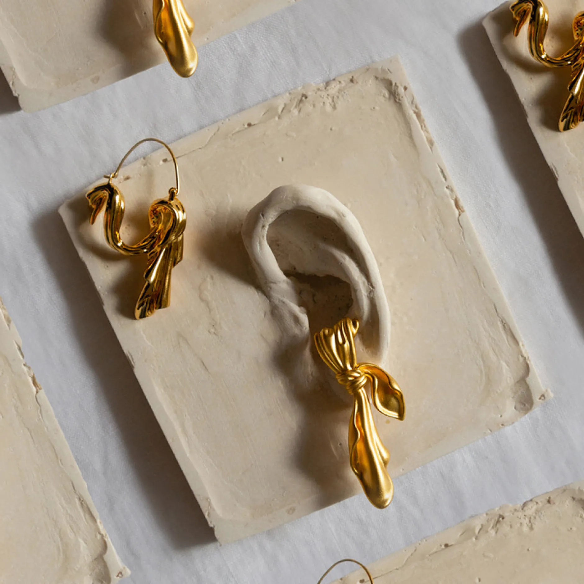 Anissa Kermiche Des Boucles D'Oreilles<Boucles D'Oreilles En Tissu Dore (Or)