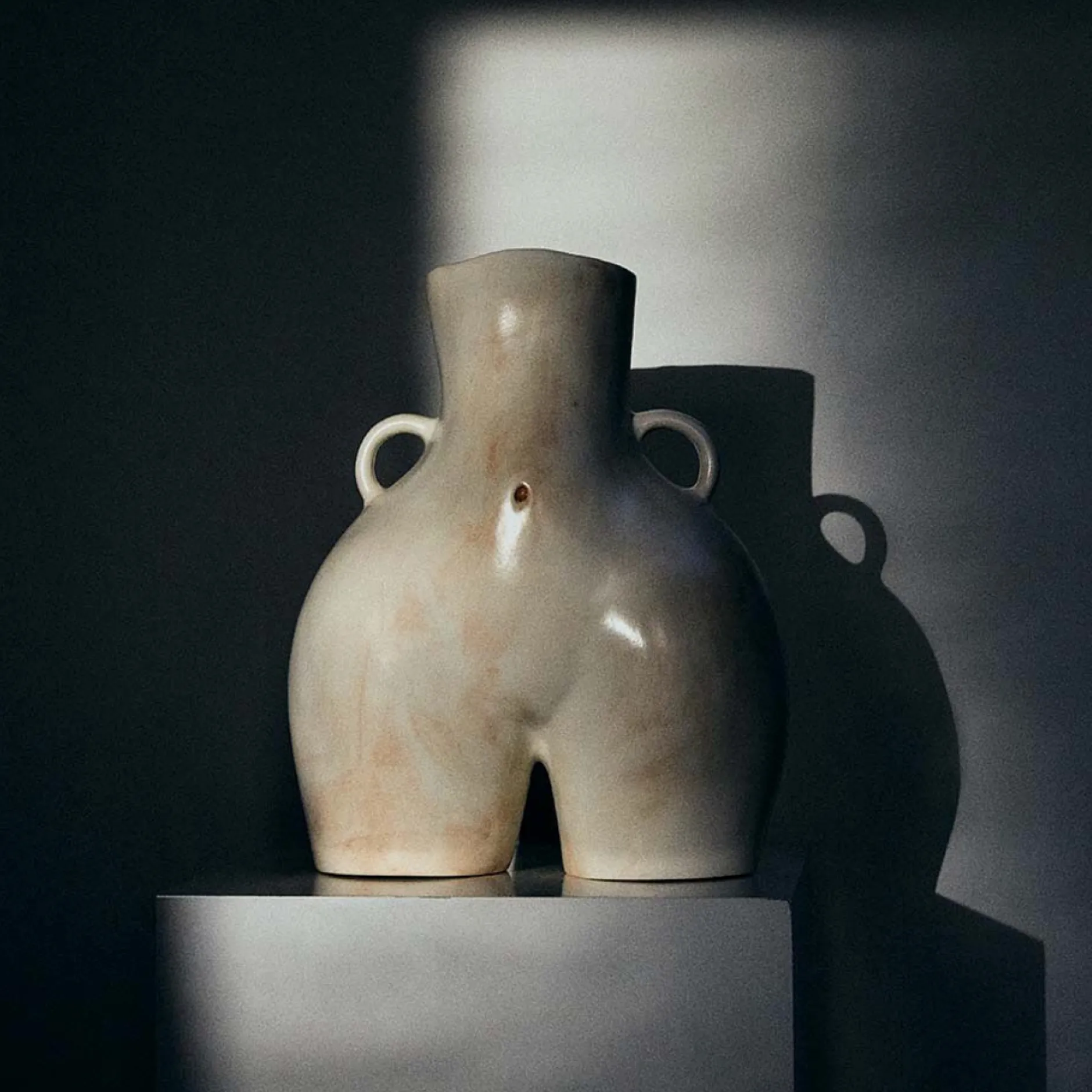 Anissa Kermiche Maison<Vase Poignees D'Amour (Marbre)